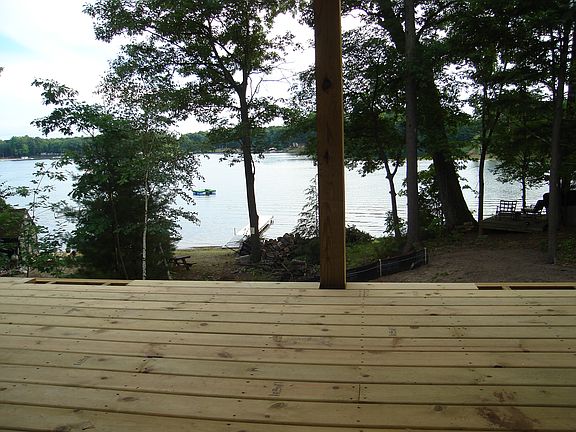 4th image of 564 Brakel Point Dr
