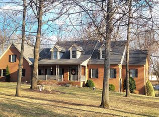 8401 Country Home Ln, Boonsboro, MD 21713