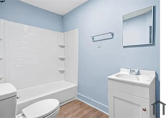 4 bed, $1,400 — Photo 3