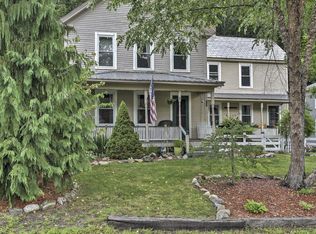 81 Highland Ave, Hinsdale, NH 03451