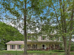 25 Briar Hill Dr, Putnam Valley, NY 10579