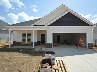 104 Kettle River Ln, Bonaire, GA