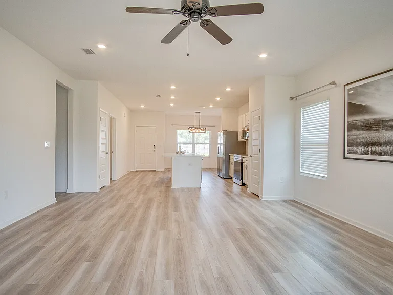 6625 Sun Tree Cir — Photo 6