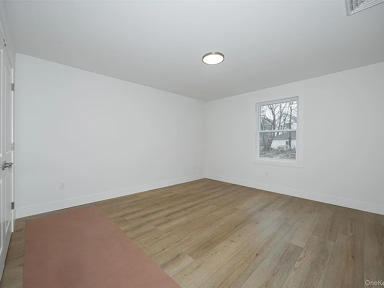 1 Dean Pl — Photo 19