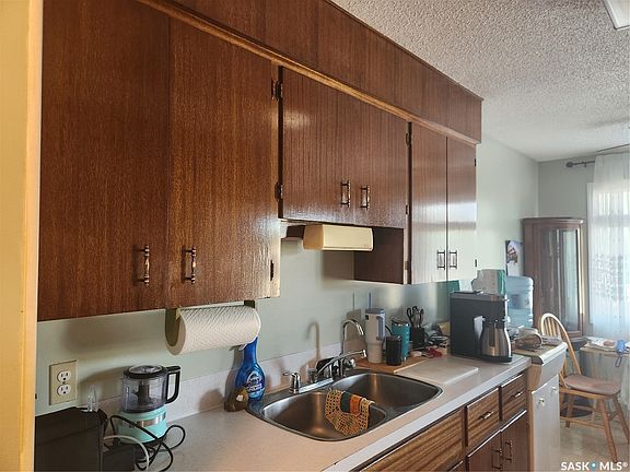 4th image of 320 13th Avenue NE #5