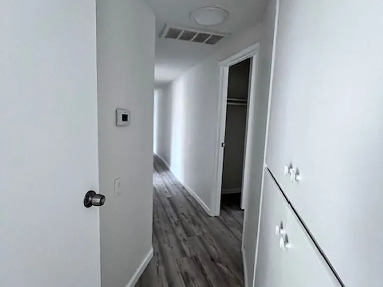 102 Hillside Way — Photo 9