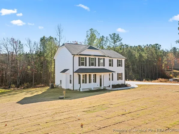 202 Uwharrie Way, Sanford, NC 27330