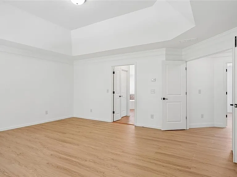 5811 Kendrix Ridge Dr — Photo 36