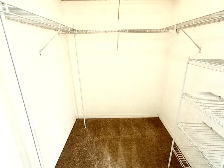 3600 Oaks Clubhouse Dr #309 — Photo 11