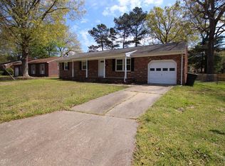 113 Caldroney Dr, Newport News, VA 23602