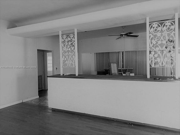 3rd image of 10642 NE 11th Ct