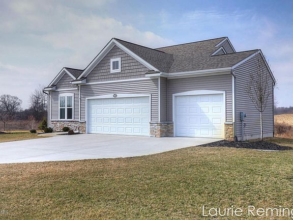 3rd image of 9025 Wabasis Pointe Dr NE
