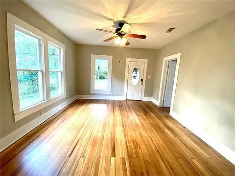 1410 College Dr — Photo 10