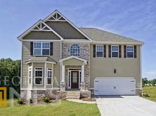 138 Brookview Dr, Newnan, GA