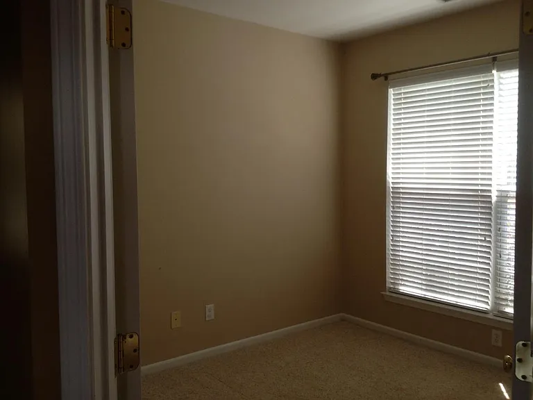 8816 Stags Leap Ct — Photo 18