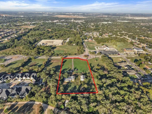 500 N Little School Rd, Kennedale, TX 76060