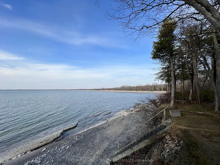 240 Salmon Point Rd — Photo 2