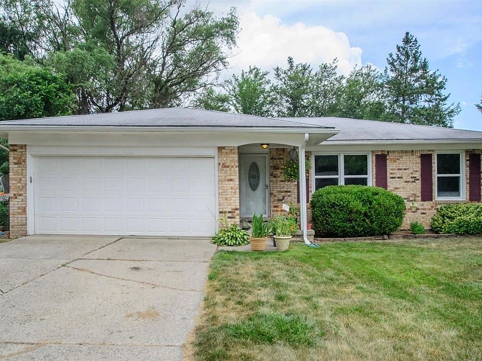 1st image of 8587 Canterberry Ct