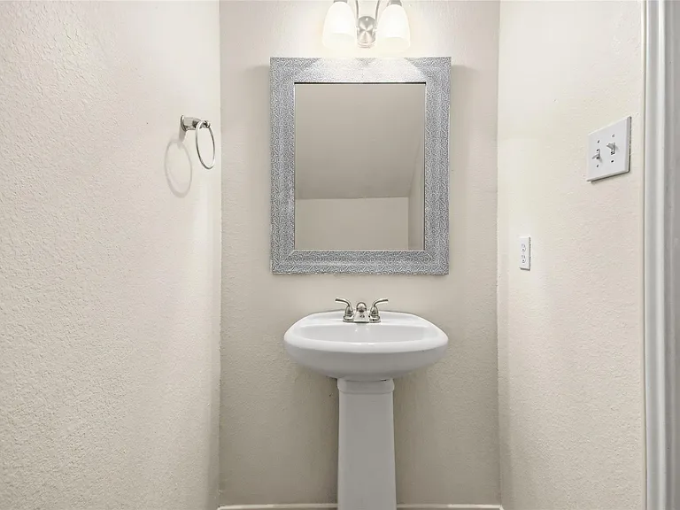 14511 Long Meadow Dr — Photo 9