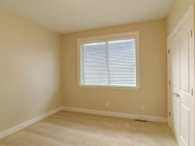 8568 Sand Point Way NE — Photo 37