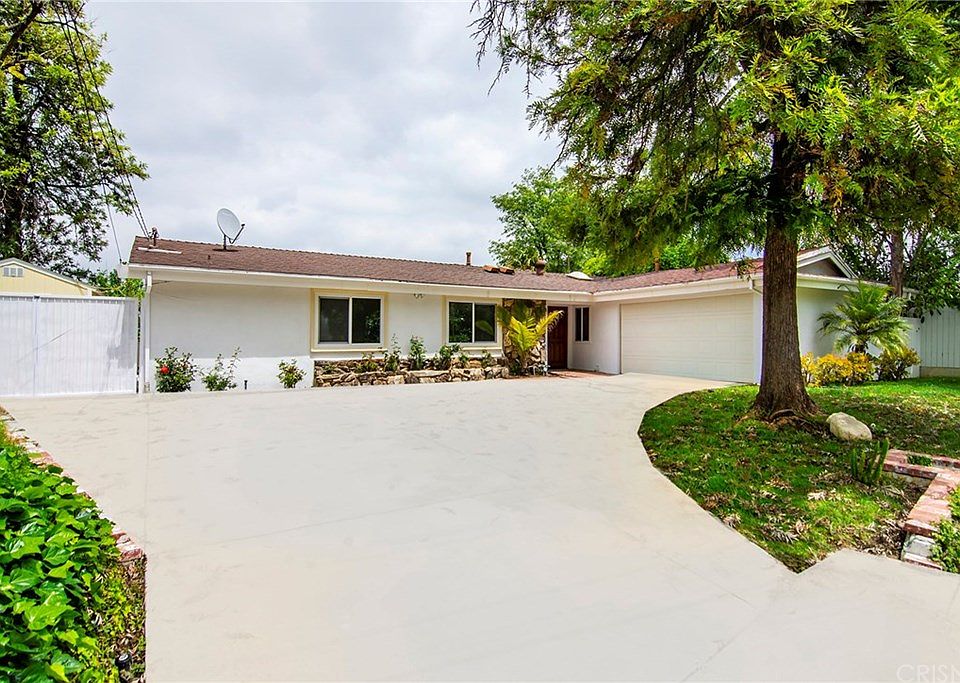 1st image of 20715 Tiara St
