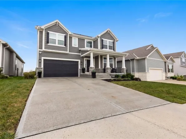 4808 SW Beckham Rd, Lees Summit, MO 64083
