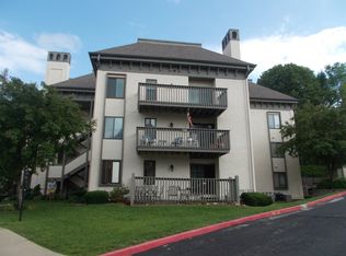 303 E Partridge St UNIT 42, Independence, MO 64055