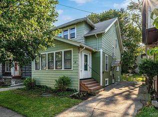 39 Springville Ave, Amherst, NY 14226