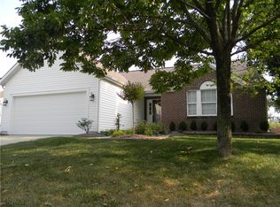 12382 Carriage Stone Dr, Fishers, IN