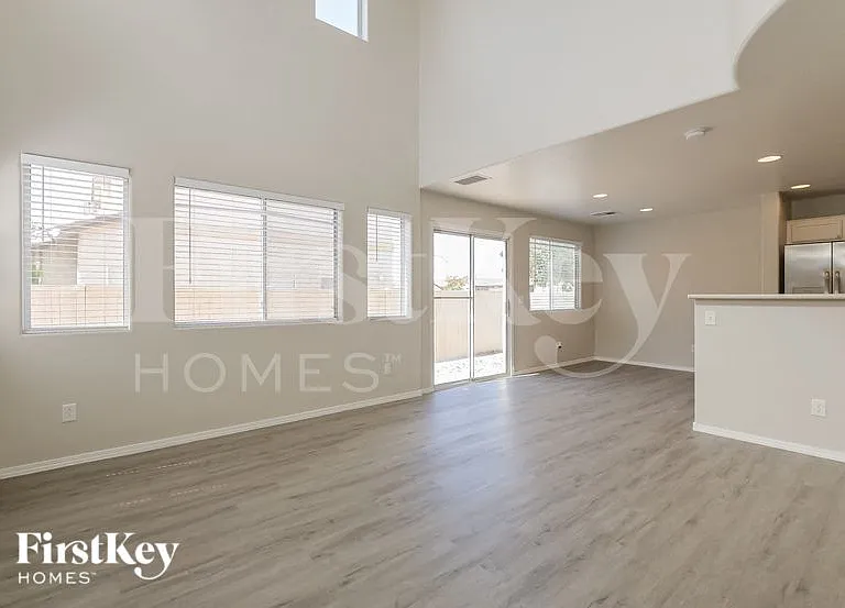 996 Valetta Flat Ave — Photo 4