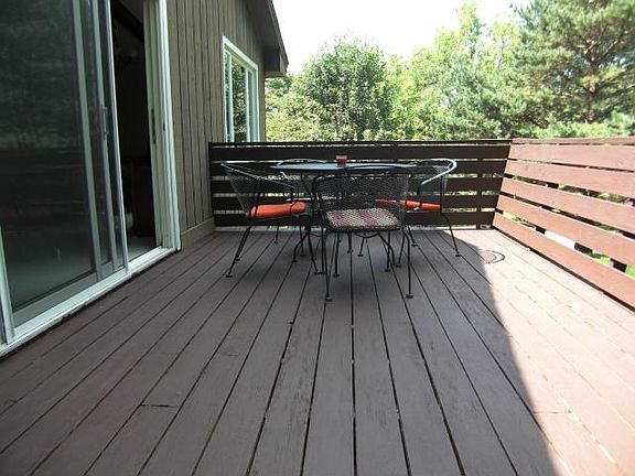 5th image of 9501 Briar Cir