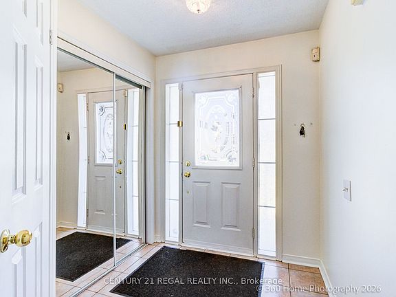 3rd image of 42G View Green Cres