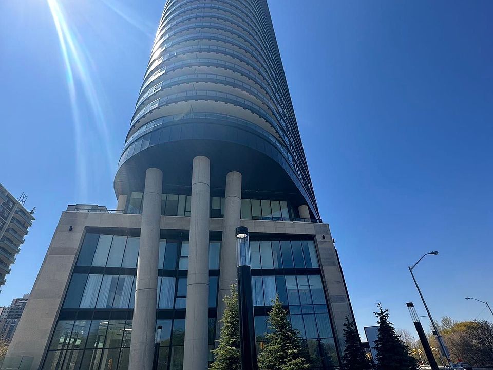 1st image of 585 Bloor St #4315