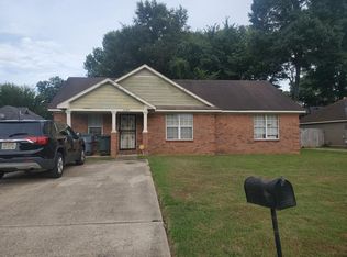 4032 Glenalp St, Memphis, TN 38127