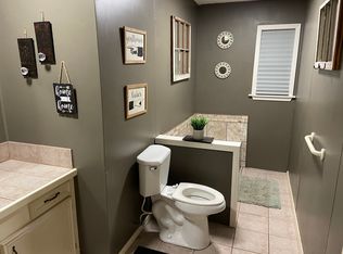 214 Loop Rd, Bassfield, MS 39421