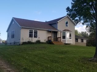 601 W 900 N, La Porte, IN 46350