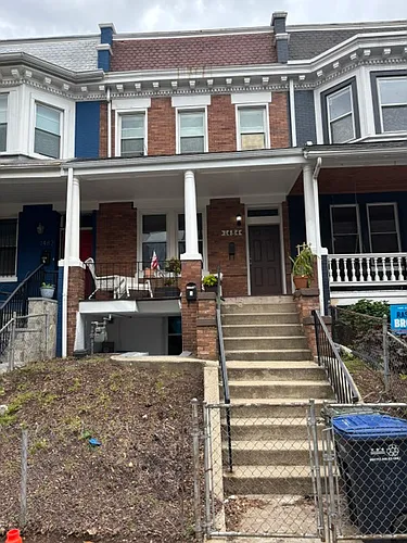 1484 Newton St NW #1 Photo 1