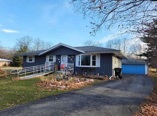 2497 Lorraine Ln, Rockford, IL 61109