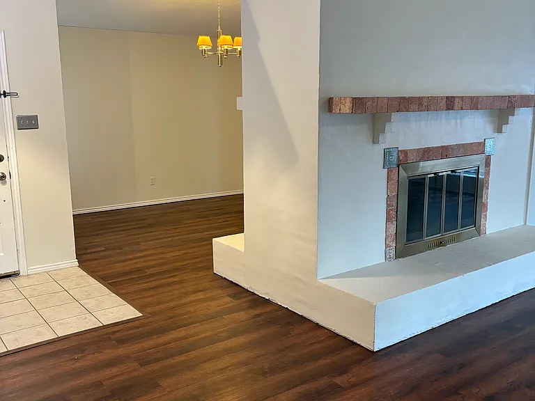 1110 Paluxy Ct — Photo 18