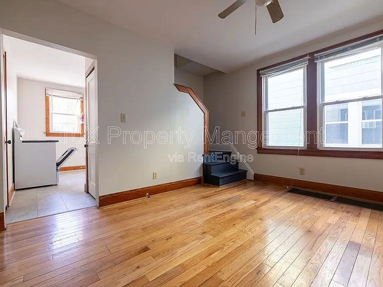 2743 Steele Ave — Photo 9