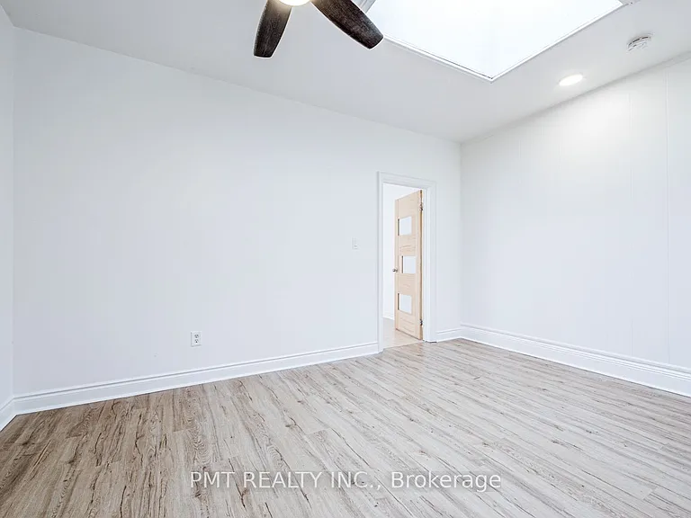 2045 Davenport Rd #UPPER — Photo 12