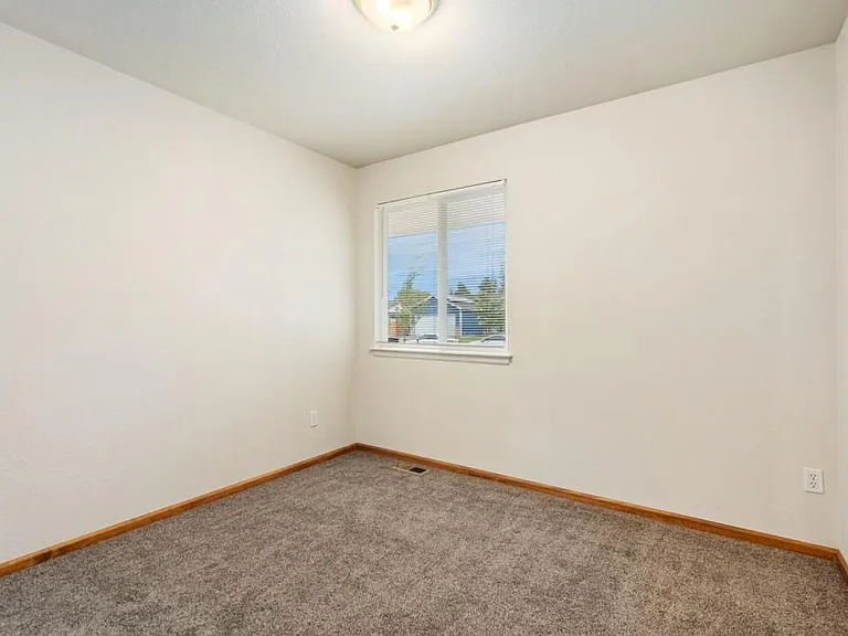 1110 Norma Ct — Photo 10