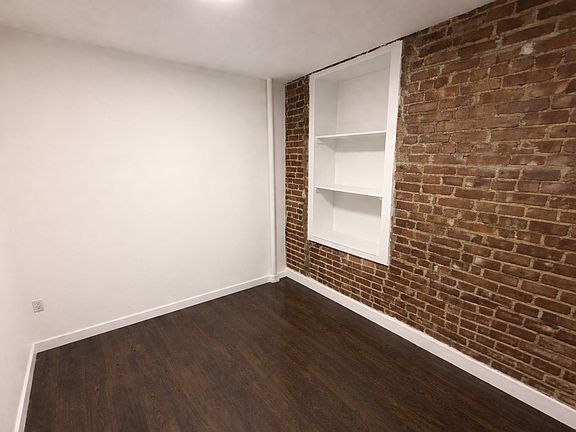 2nd image of 177 Ludlow St APT 4C