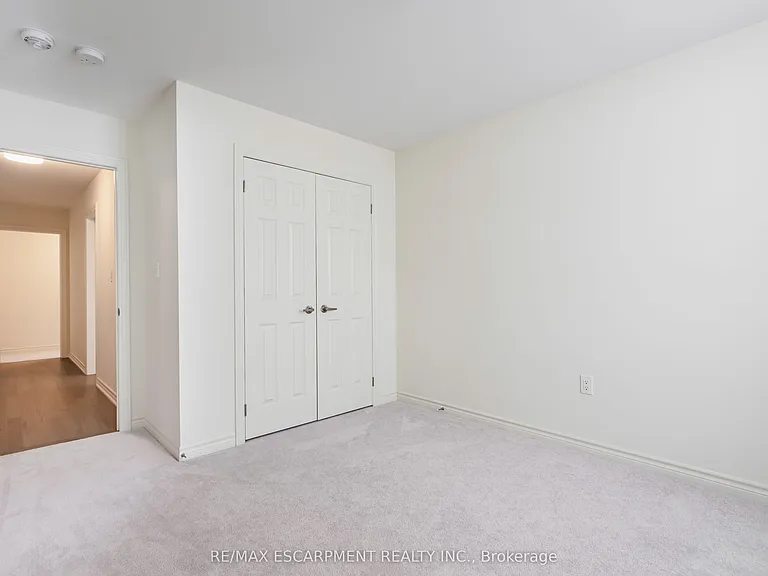 48 Sparrow Way — Photo 26