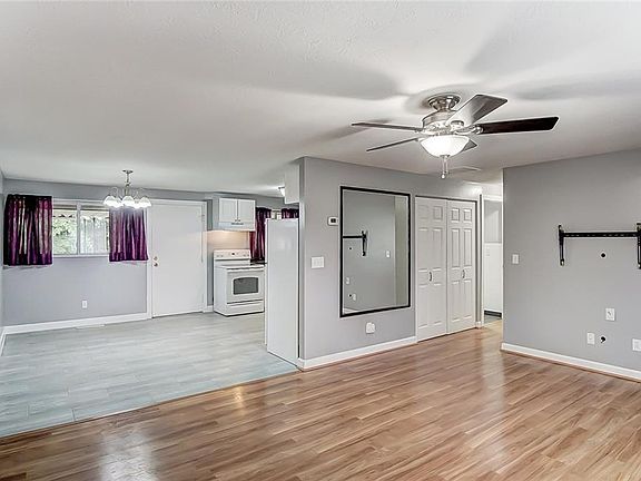 5th image of 4315 Leston Ave