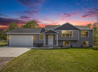 3420 Tannery Creek Dr, Allegan, MI 49010