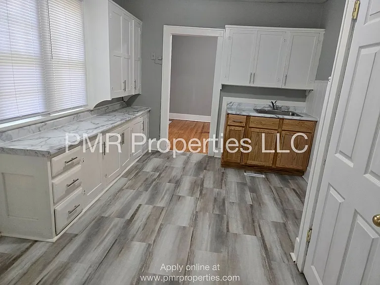 501 Damon St — Photo 2