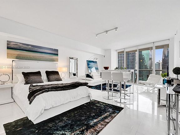 4th image of 475 Brickell Ave APT 3310