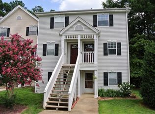 104 Schultz St, Chapel Hill, NC 27514