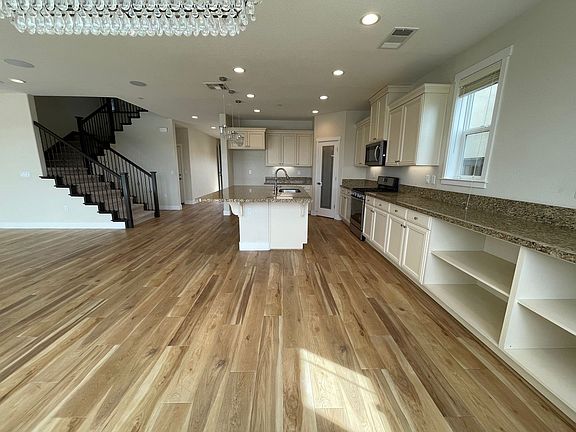 3rd image of 17933 Eastman Ct